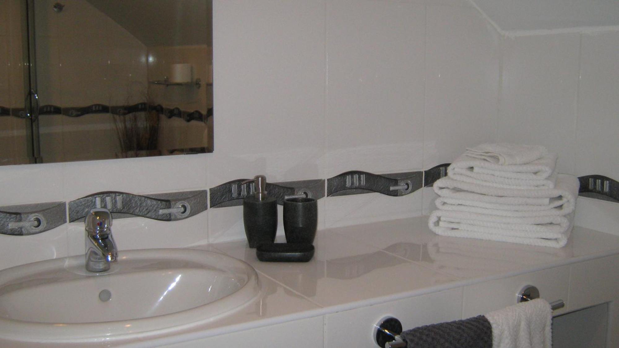 Fuchsia Lodge - New Luxury 5* Beachside Lodge With Sauna - 4 Beds Ensuite - Spectacular Location Waterville Exterior photo