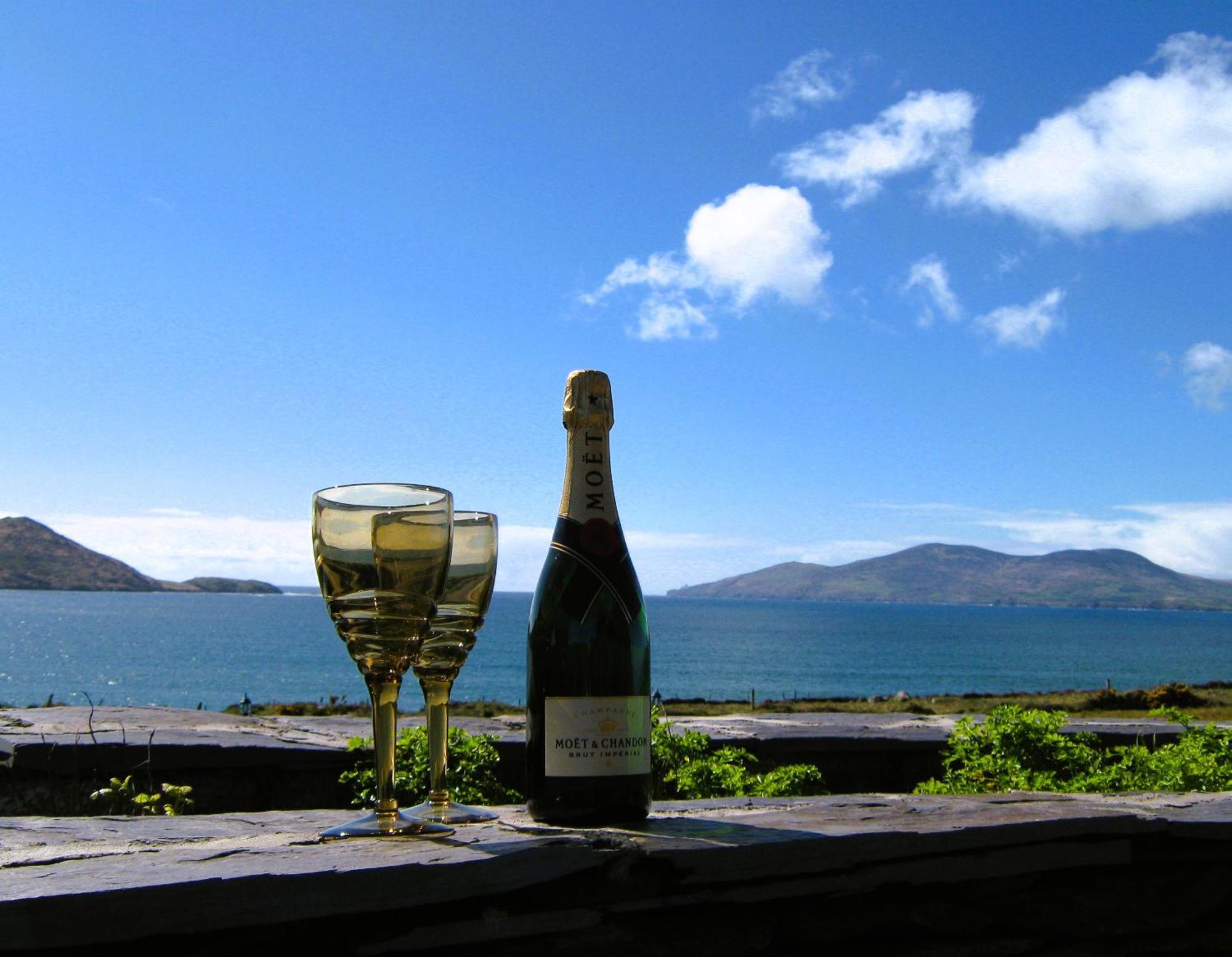 Fuchsia Lodge - New Luxury 5* Beachside Lodge With Sauna - 4 Beds Ensuite - Spectacular Location Waterville Exterior photo